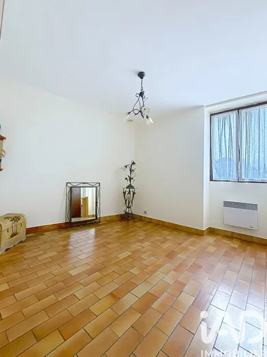 Apartment in La Ferté-Alais (91590)