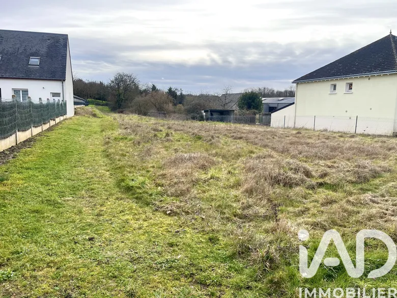 Terrain 1846 m² · à Pont-de-Ruan · 1 846 m² · 90 000 €