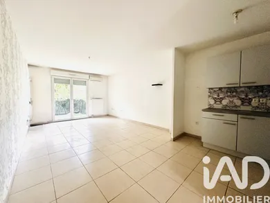 Apartment in Le Cannet (06110)