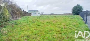 Building plot in AVESSAC (44460)