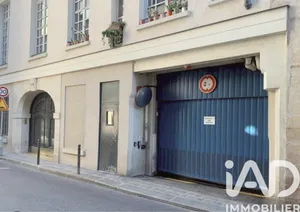 Parking à Paris (75004)