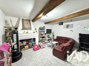 Maison de ville à Saint-Gilles (30800)
