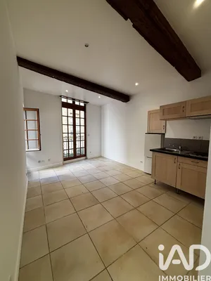 Apartment in Salon-de-Provence (13300)