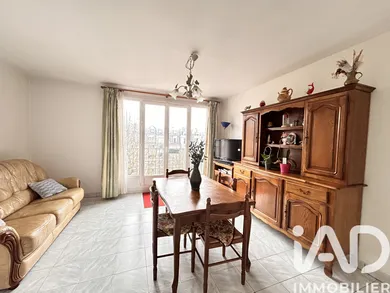 Apartment in Choisy-le-Roi (94600)
