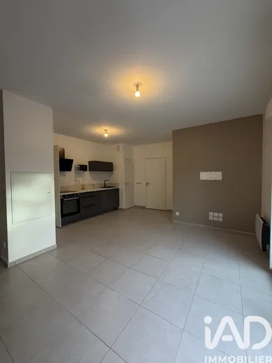 Appartement à Salon-de-Provence (13300)