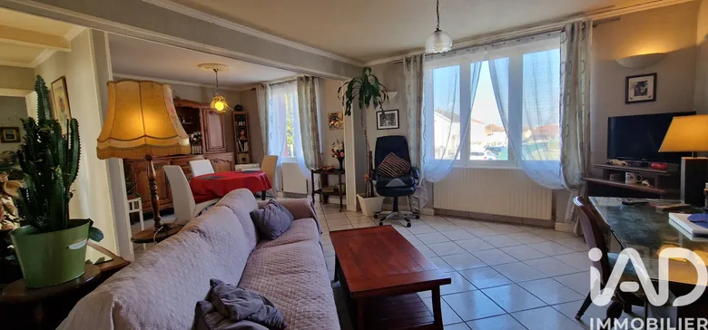 Maison 7 pièces 140 m² · à Compertrix · 140 m² · 199 000 €