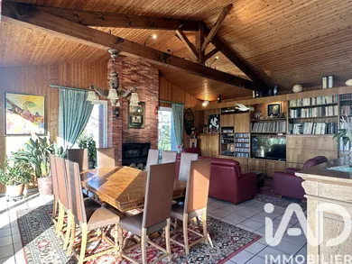 Architectural house in Gétigné (44190)