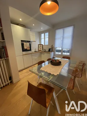 Apartment in Paris (75014)