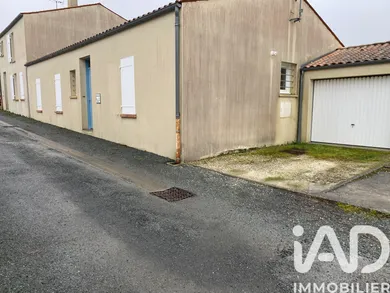 Maison à Saint-Vivien (17220)