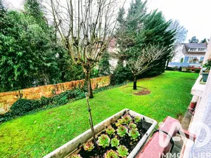 Apartment in Sceaux (92330)