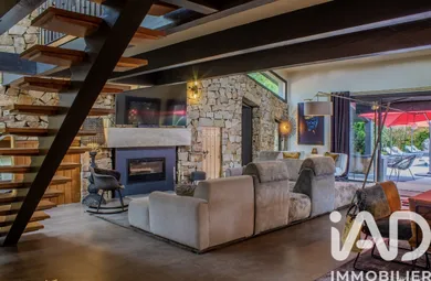 Architectural house in Dax (40100)