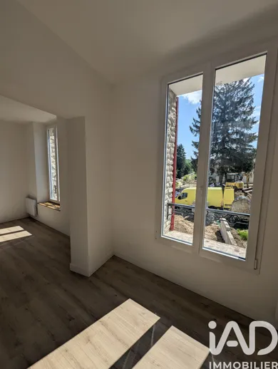 Apartment in Beynes (78650)