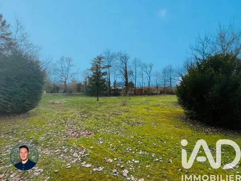 Terrain à bâtir à Maintenon (28130) · 71 000 €