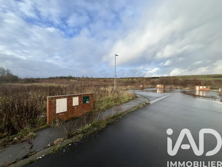 Terrain à bâtir à Neuvilly (59360) · 44 000 €