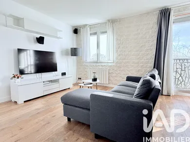 Apartment in Neuilly-Plaisance (93360)