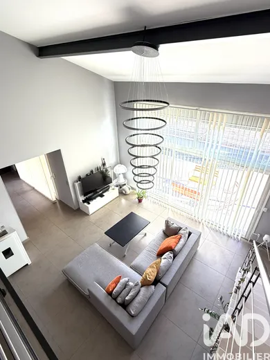 Maison d'architecte à Saint-Jean-Lasseille (66300)