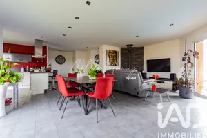 House in Saint Mathurin (85150)