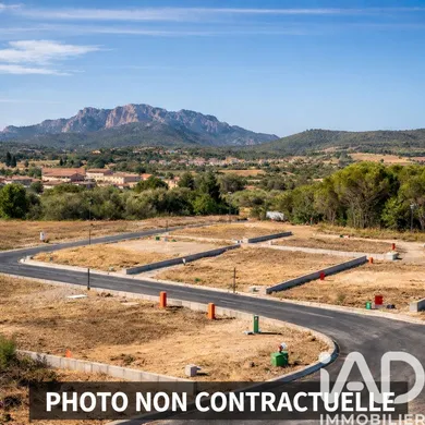 Building plot in Roquebrune-sur-Argens (83520)