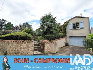 Traditional house in Mazerolles (86320)