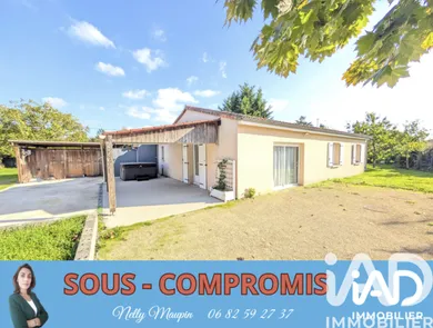 Detached house in Saint-Martin-la-Pallu (86380)