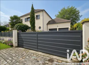 Maison d'architecte à Magny-le-Hongre (77700)