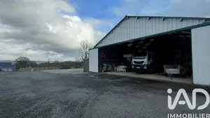 Land in Isigny-le-Buat (50540)