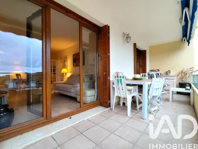 Apartment in Bormes-les-Mimosas (83230)