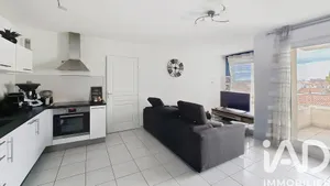 Apartment in Monteux (84170)