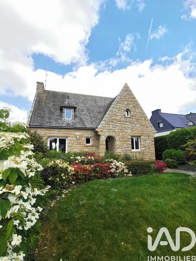 Traditional house in La Roche-Jaudy (22450)