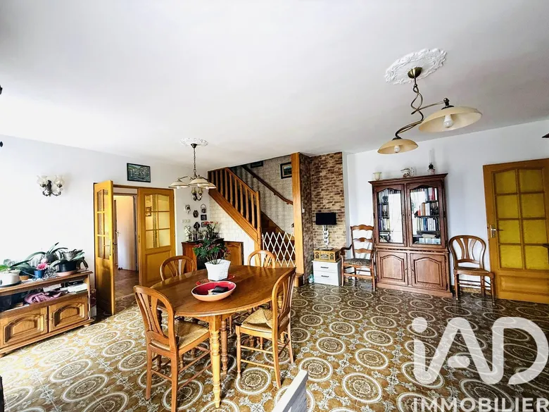 Maison 5 pièces 190 m² · à Marquette-en-Ostrevant · 190 m² · 225 000 €