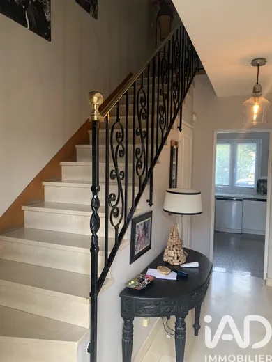 Detached house in Villeneuve-le-Roi (94290)