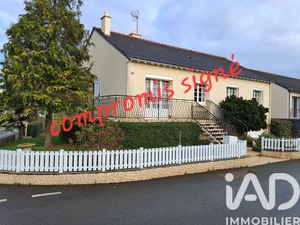 Townhouse in Candé (49440)