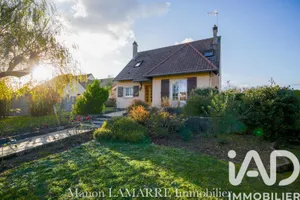 Maison à Follainville-Dennemont (78520)