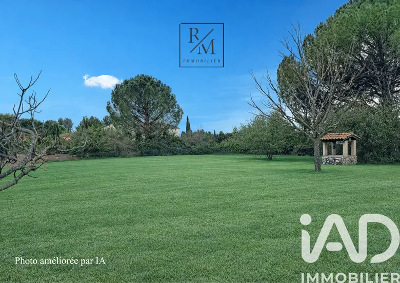 Terrain 300 m² · à Éguilles · 300 m² · 520 000 €