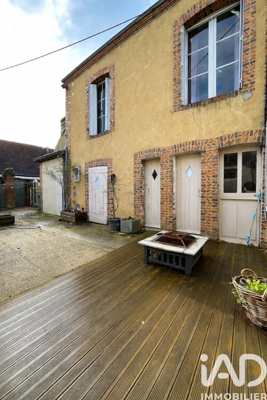 Townhouse in Mondoubleau (41170)