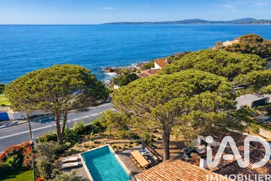 Architectural house in Les Issambres (83380)