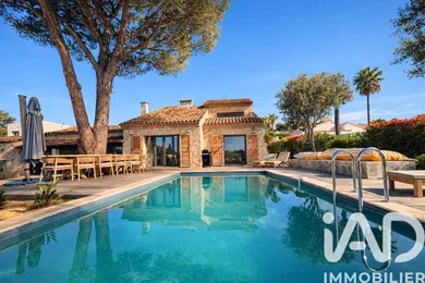Maison d'architecte à Les Issambres (83380)