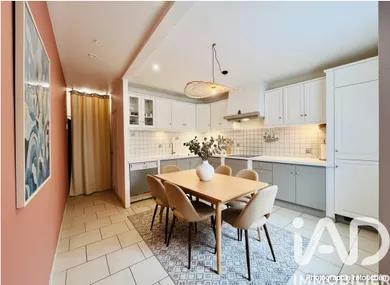 Village house in Saint-Just-d'Ardèche (07700)