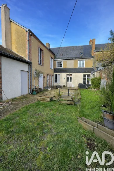 Townhouse in Mondoubleau (41170)
