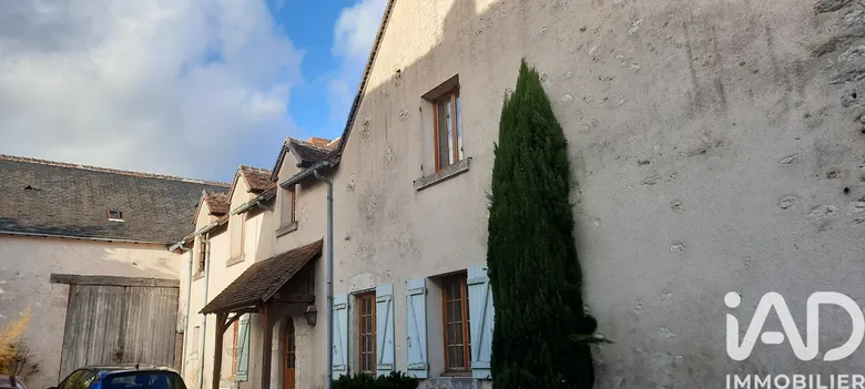 Maison 8 pièces 180 m² · à Saint-Denis-sur-Loire · 180 m² · 206 000 €