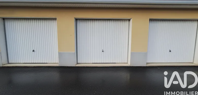 Parking 17 m² · à Aucamville · 16,8 m² · 26 000 €
