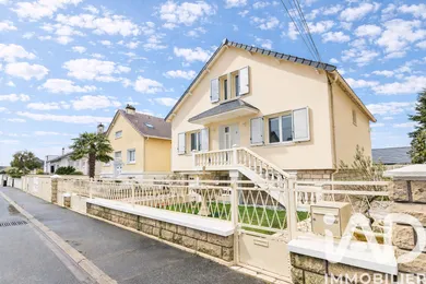 Maison traditionnelle à Morangis (91420)