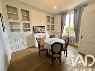 Demeure à Oulchy-le-Château (02210)
