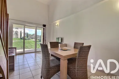 House in Signes (83870)