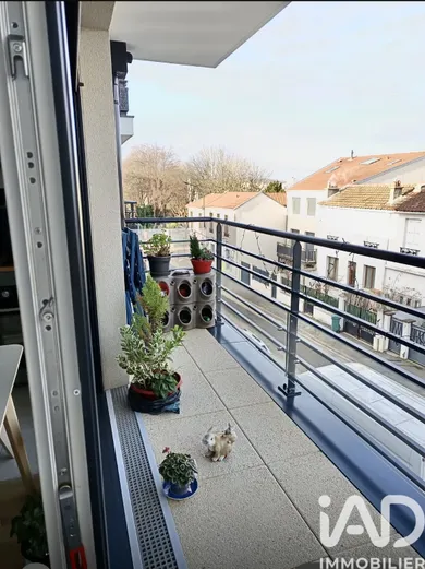 Studio à Malakoff (92240)