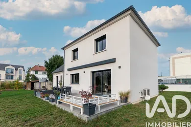 Maison à Neuilly-sur-Marne (93330)