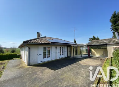 Pavillon à Nanteuil (79400)