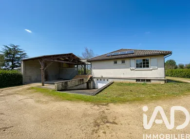 Pavillon à Nanteuil (79400)