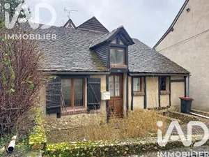 Maison de village à Château-Renard (45220)