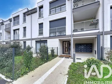 Apartment in Tournan-en-Brie (77220)